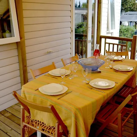 Charmant Mobilhome - 2 Chambres - Camping 4 Etoiles Фрежюс